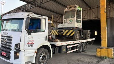 Transporte de caminhão